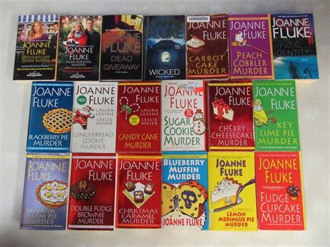 Do you have to read Joanne Fluke books in order, or can you dive into the mystery pie without a recipe?