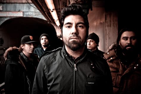 What Genre of Music Is Deftones: A Detailed Exploration of Their Musical Journey